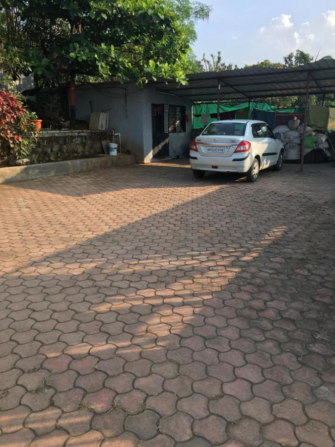 Apartment Pathare Farm *