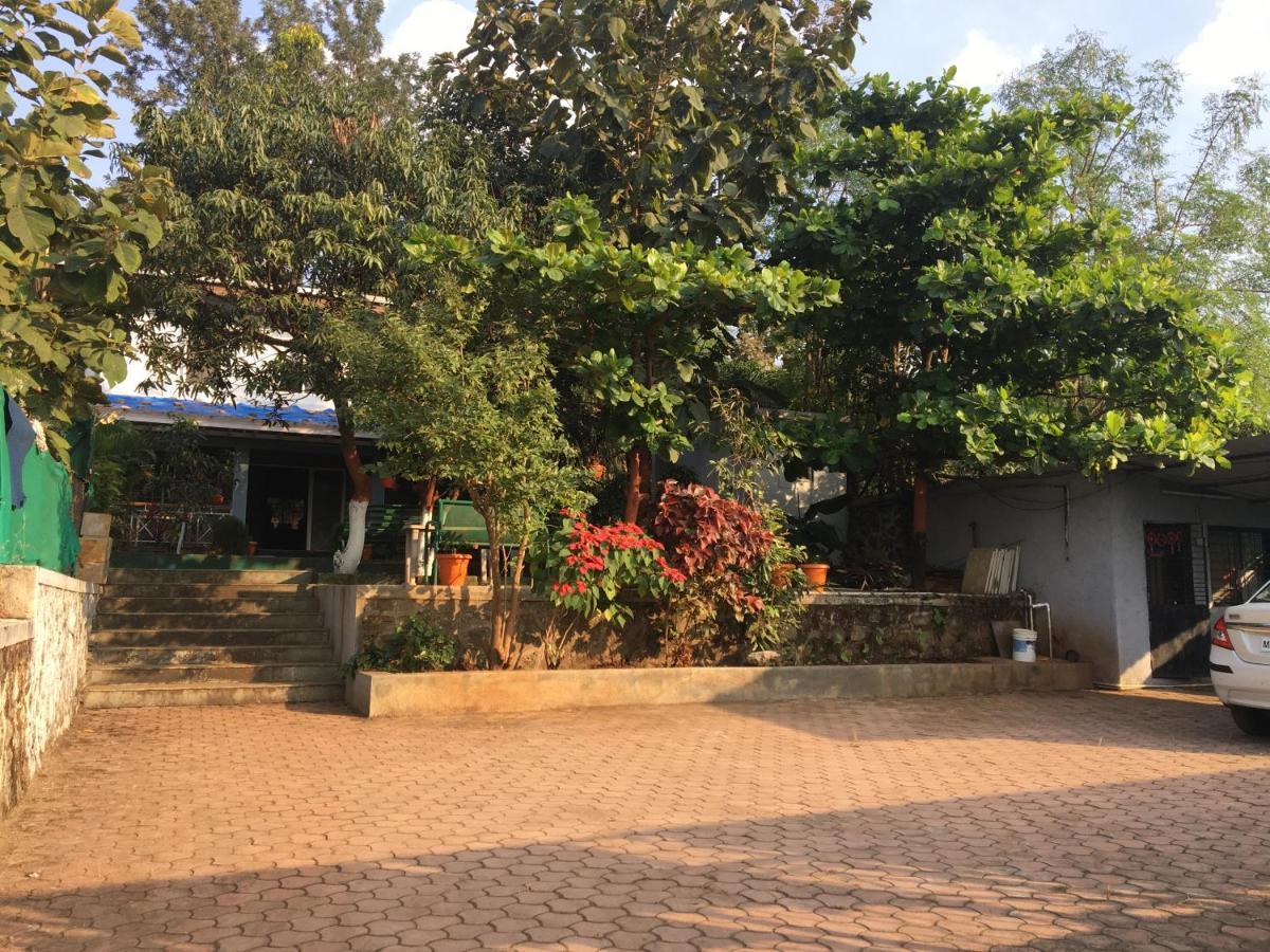 Apartment Pathare Farm