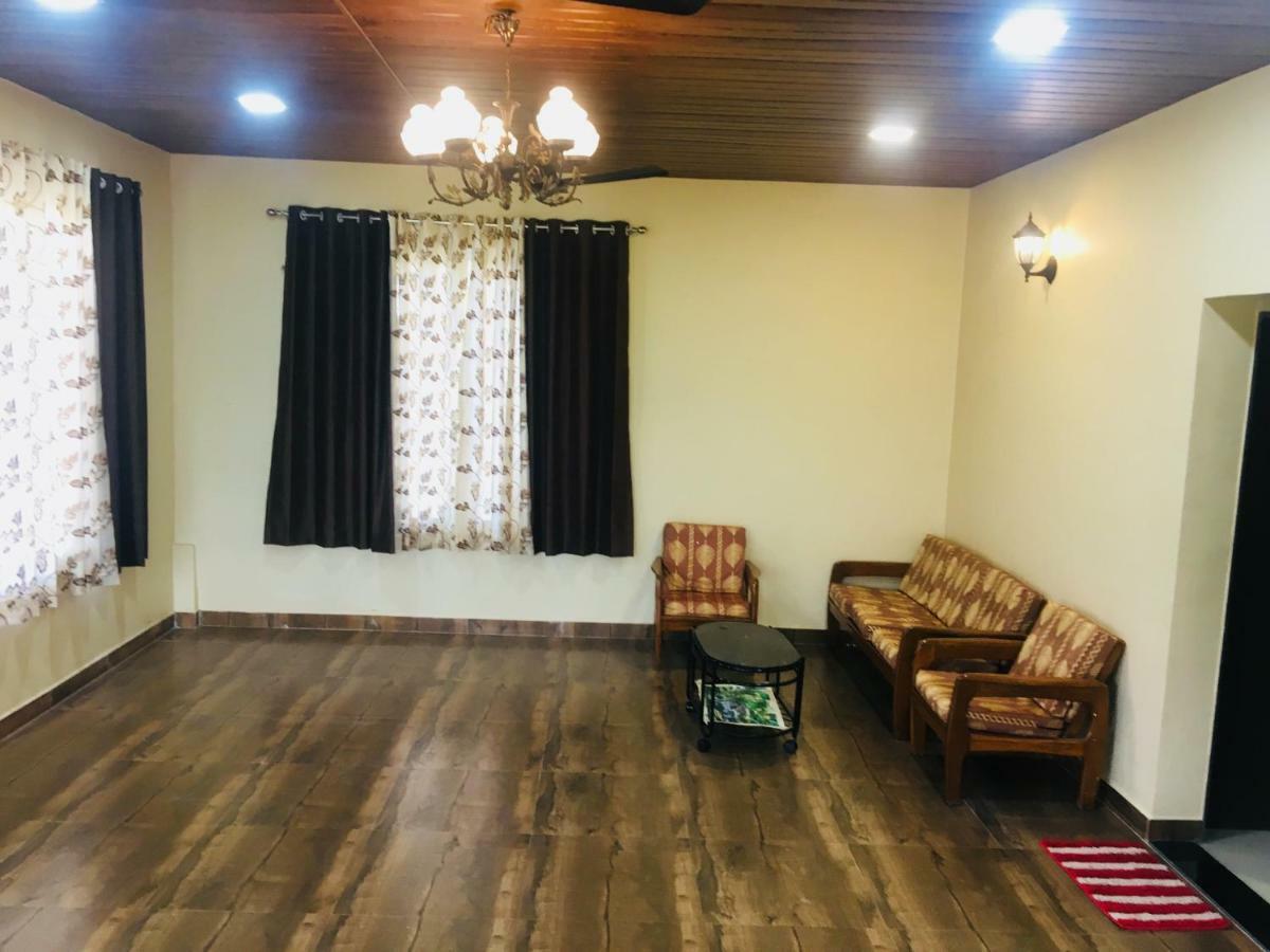 Apartment Pathare Farm *